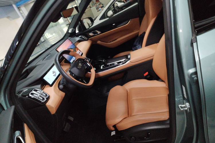 GEELY Boyue L 2025 imagem de carro #15