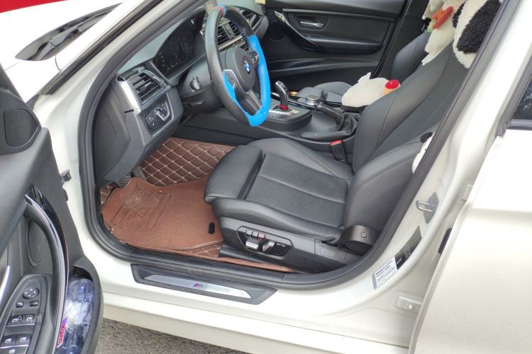 BMW 3 Series 2018 #18 BMW 3 Series 2018 car image #18
