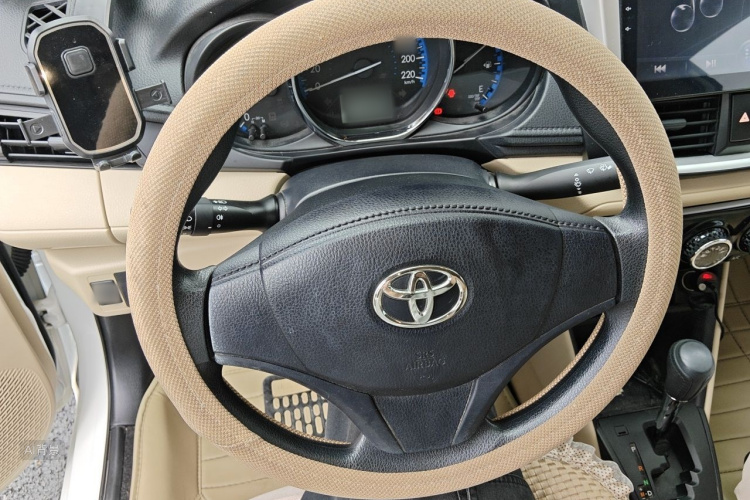 Toyota Vios 2017 car image #12