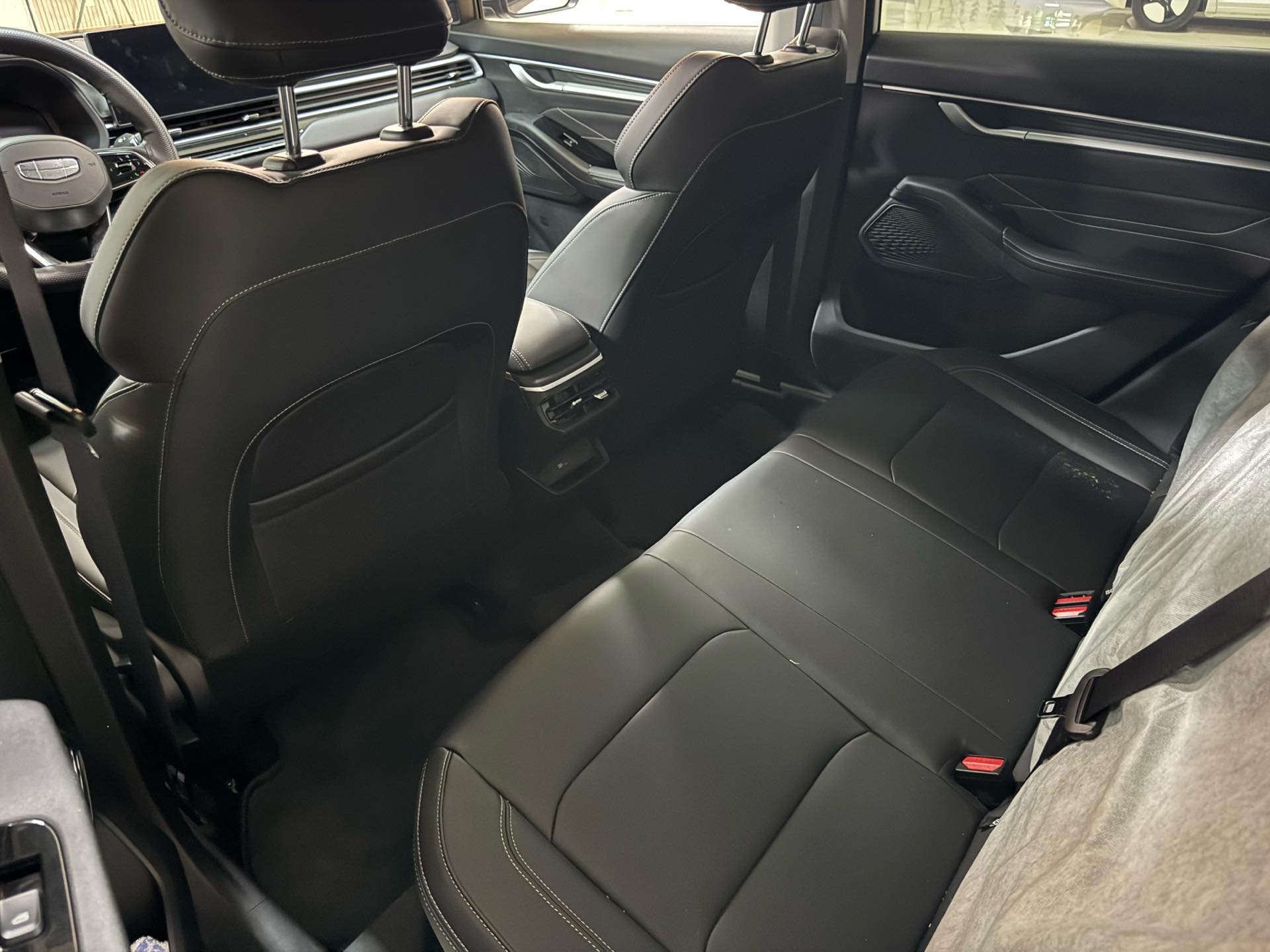 GEELY Emgrand 2024 #3 GEELY Emgrand 2024 imagen de coche #3