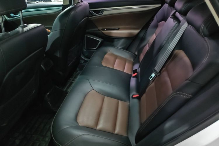 GEELY Emgrand GL 2017 car image #17