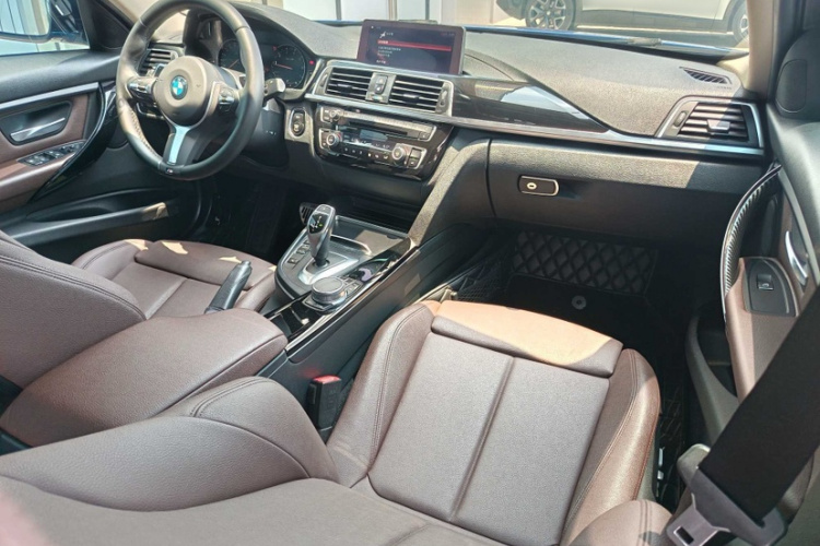 BMW 3 Series 2019 #27 BMW 3 Series 2019 car image #27