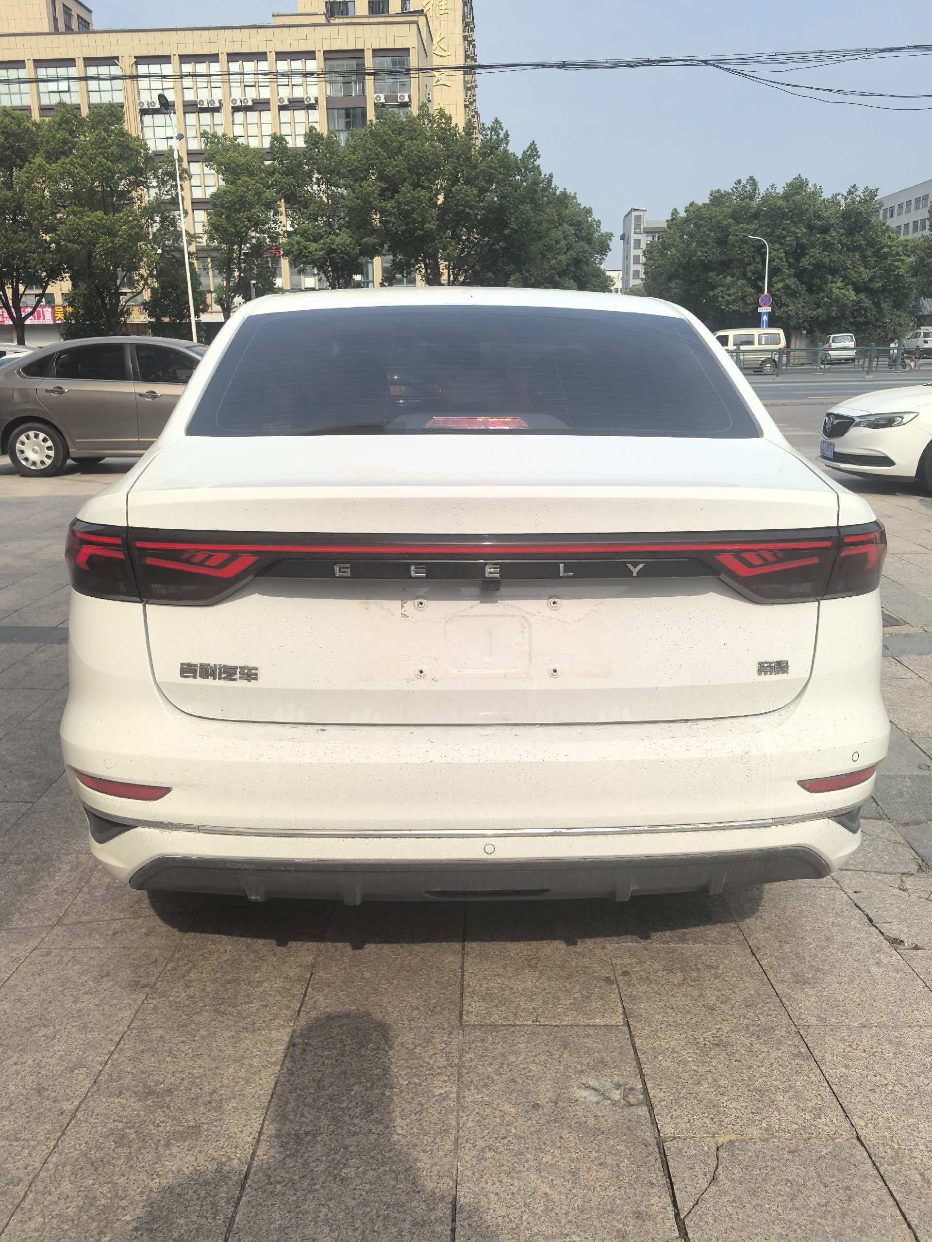 GEELY Emgrand 2024 #5 GEELY Emgrand 2024 immagine di auto #5