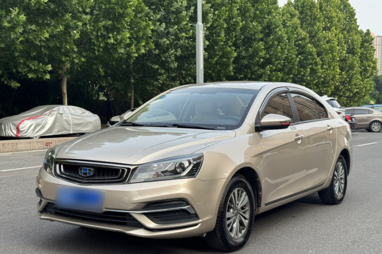 GEELY Emgrand 2018 car image #2