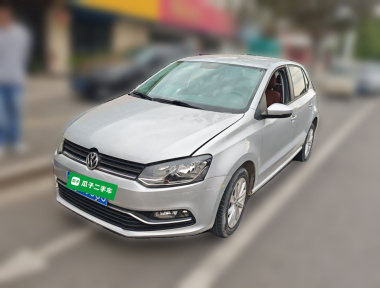 Volkswagen Polo 2015 Volkswagen Polo 2015 car image