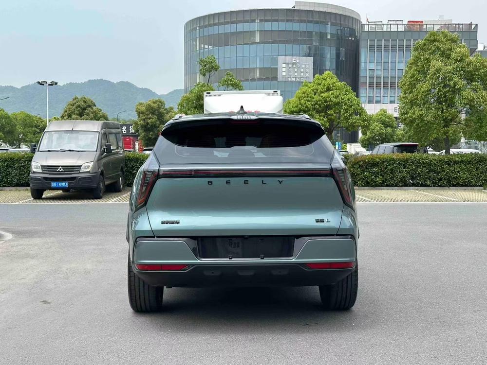GEELY Boyue L 2025 #4 GEELY Boyue L 2025 car image #4
