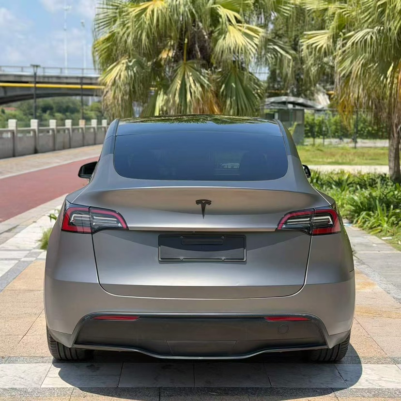 Tesla Model Y 2023 #8 Tesla Model Y 2023 car image #8
