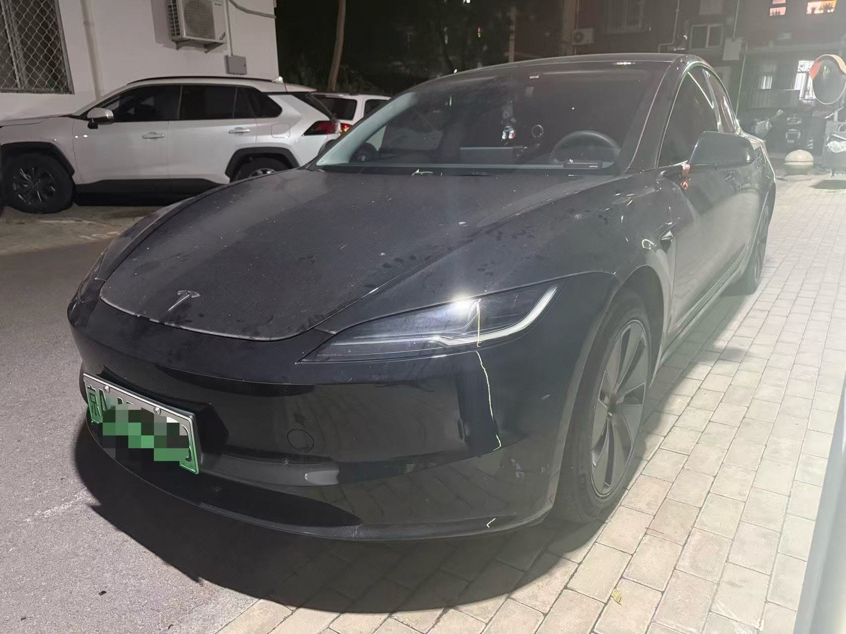 Tesla Model 3 2023 car image 