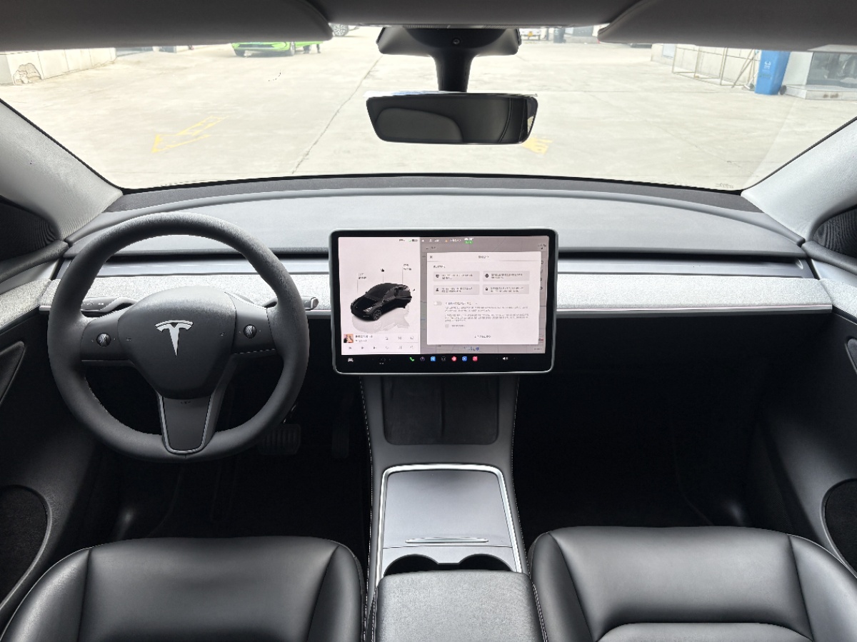 Tesla Model Y 2023 #5 Tesla Model Y 2023 car image #5