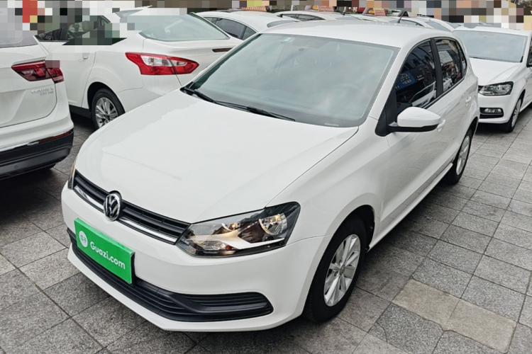 Volkswagen Polo 2016 car image #2