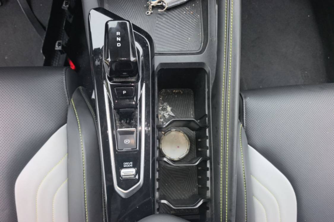 GEELY Coolray 2024 car image #20