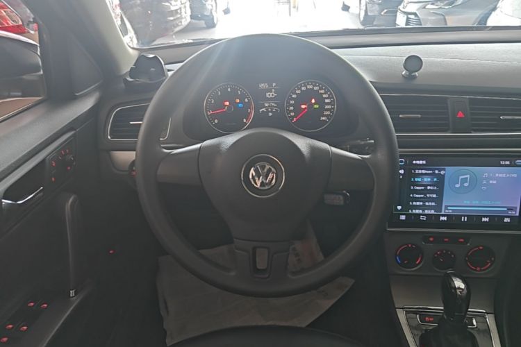 Volkswagen Lavida 2016 car image #11