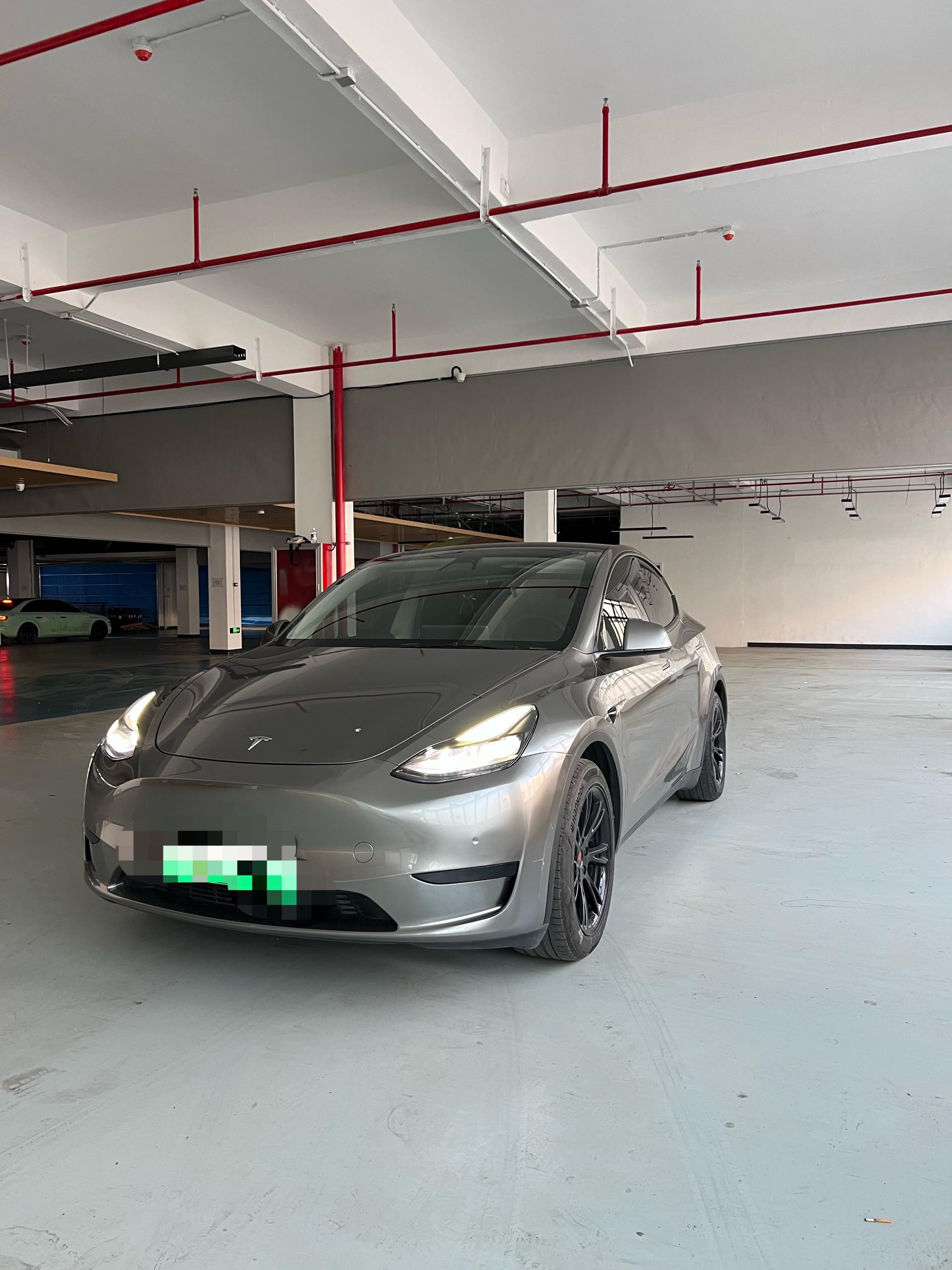 Tesla Model Y 2022 Tesla Model Y 2022 car image