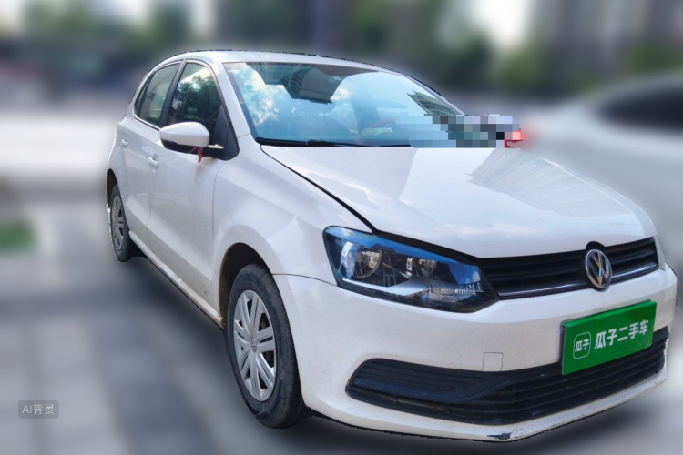 Volkswagen Polo 2015 car image #4