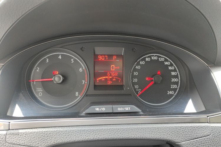 Volkswagen Santana 2019 car image #13