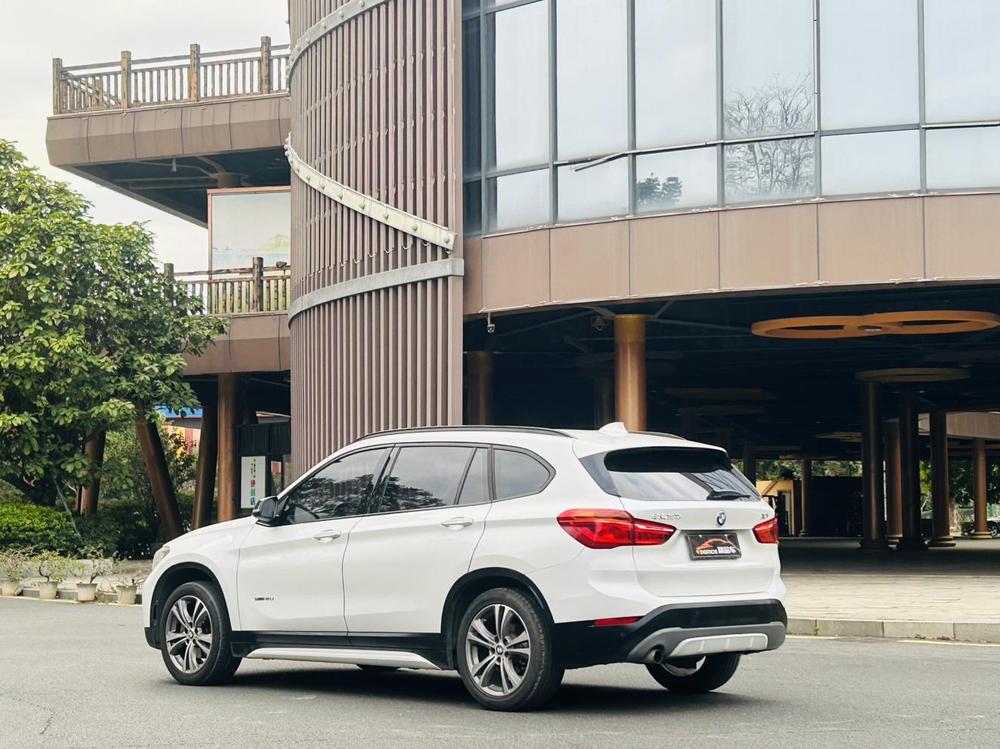 BMW X1 2017 #5 BMW X1 2017 car image #5