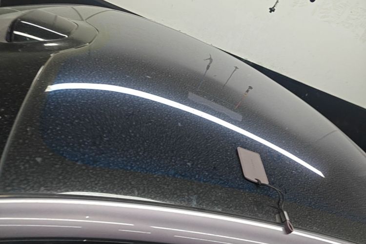 MI SU7 2025 immagine di auto #25