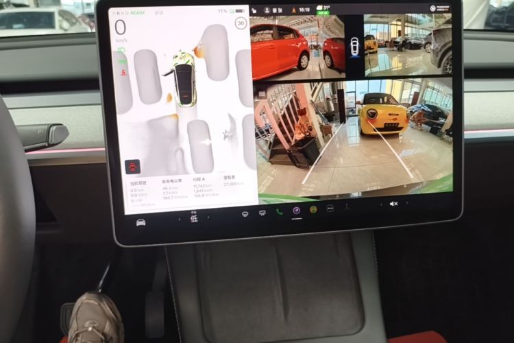 Tesla Model Y 2024 #17 Tesla Model Y 2024 car image #17