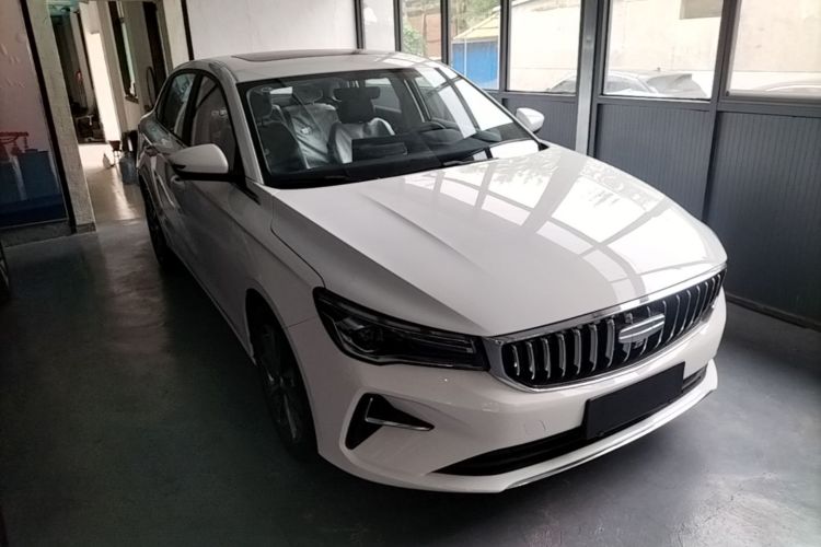 GEELY Emgrand 2026 car image #6