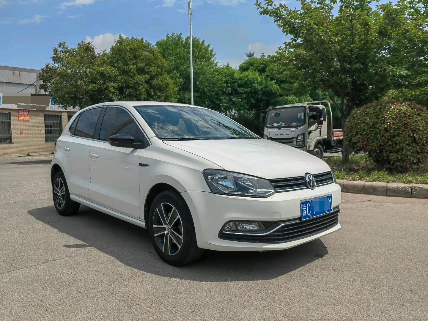 Volkswagen Polo 2014 изображение автомобиля #2