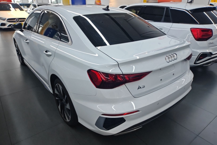 Audi A3 2024 immagine di auto #5