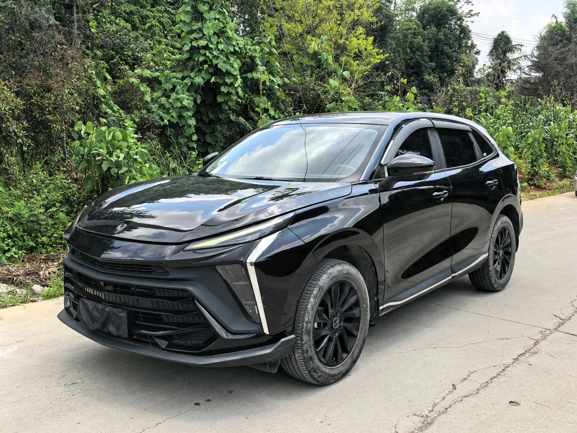 Forthing T5 EVO 2023 car image 