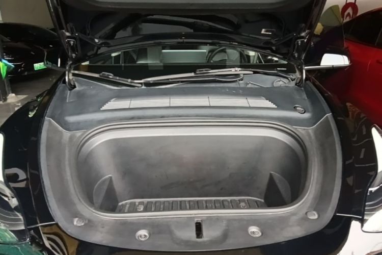 Tesla Model Y 2021 #20 Tesla Model Y 2021 car image #20