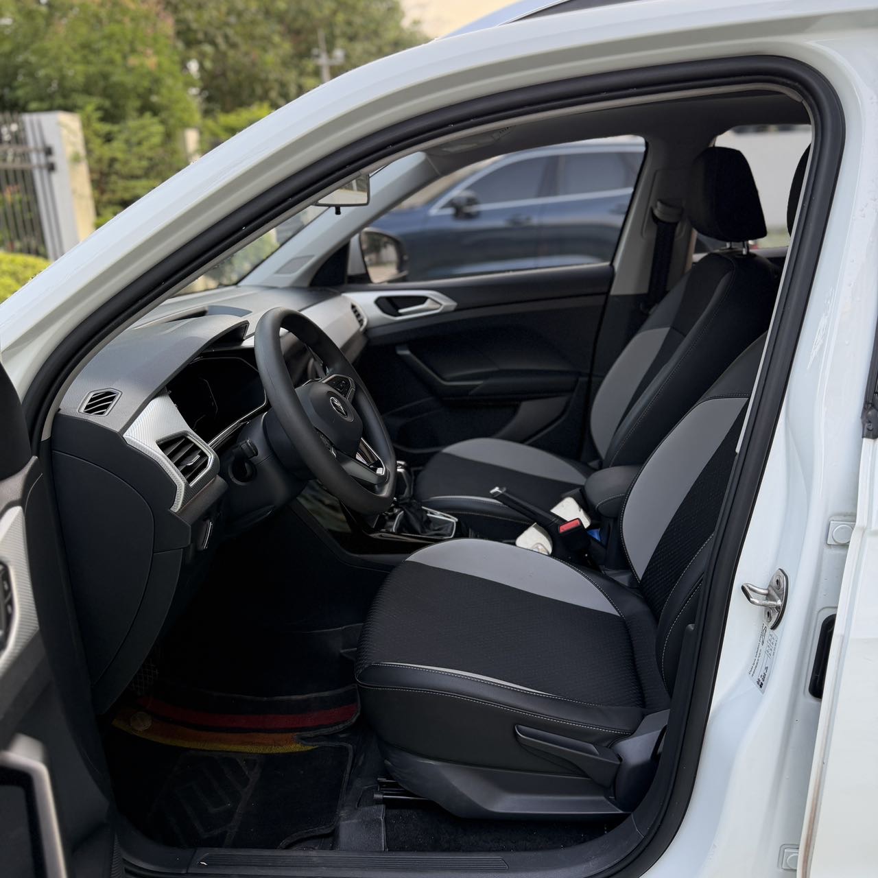 2024 #8 2024 immagine di auto #8