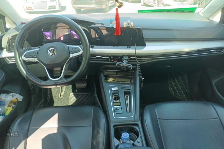 Volkswagen Golf 2021 car image #11