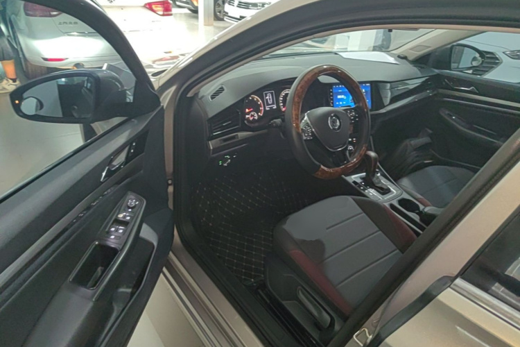 2019 #16 2019 car image #16