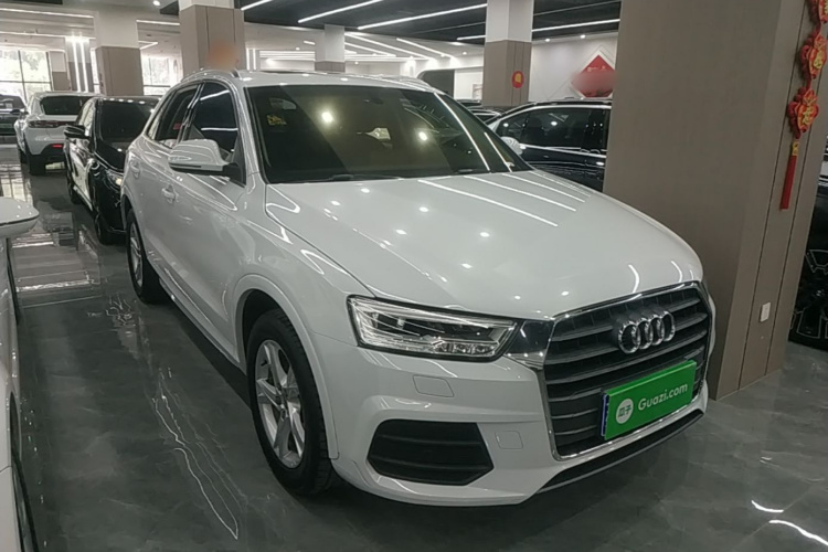 Audi Q3 2018 #4 Audi Q3 2018 car image #4