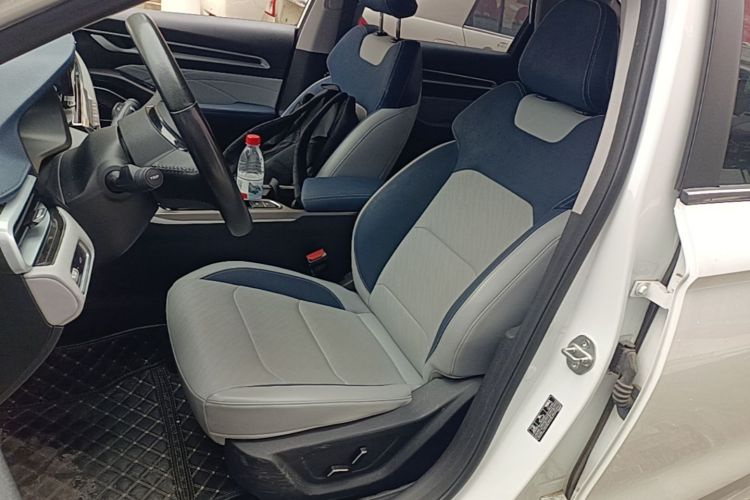 GEELY Emgrand 2022 car image #15