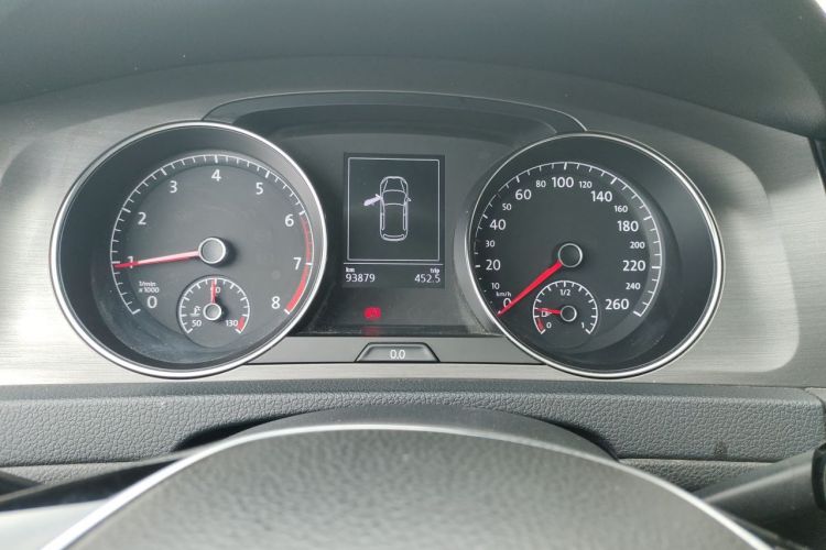 Volkswagen Golf 2015 car image #16