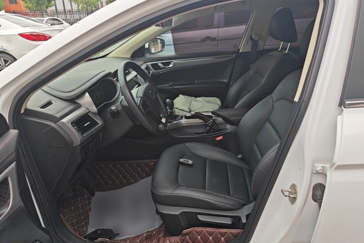 GEELY Emgrand GL 2019 immagine di auto #15