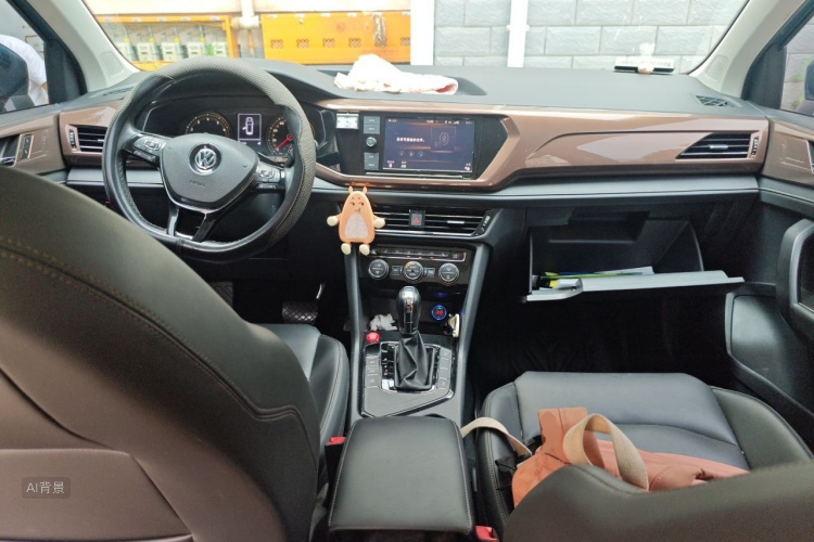 Volkswagen Tharu 2019 car image #11