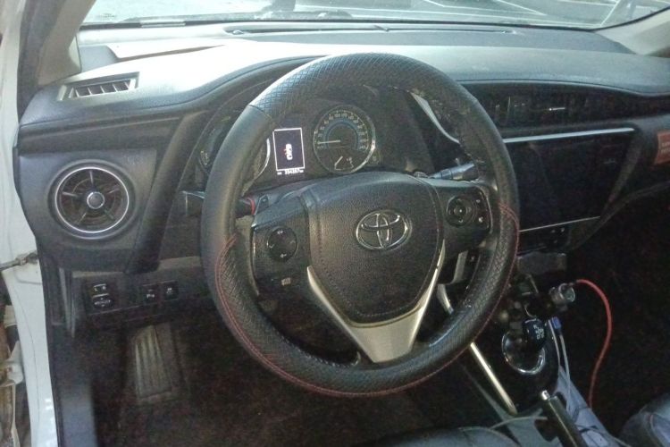 Toyota Corolla 2018 car image #15