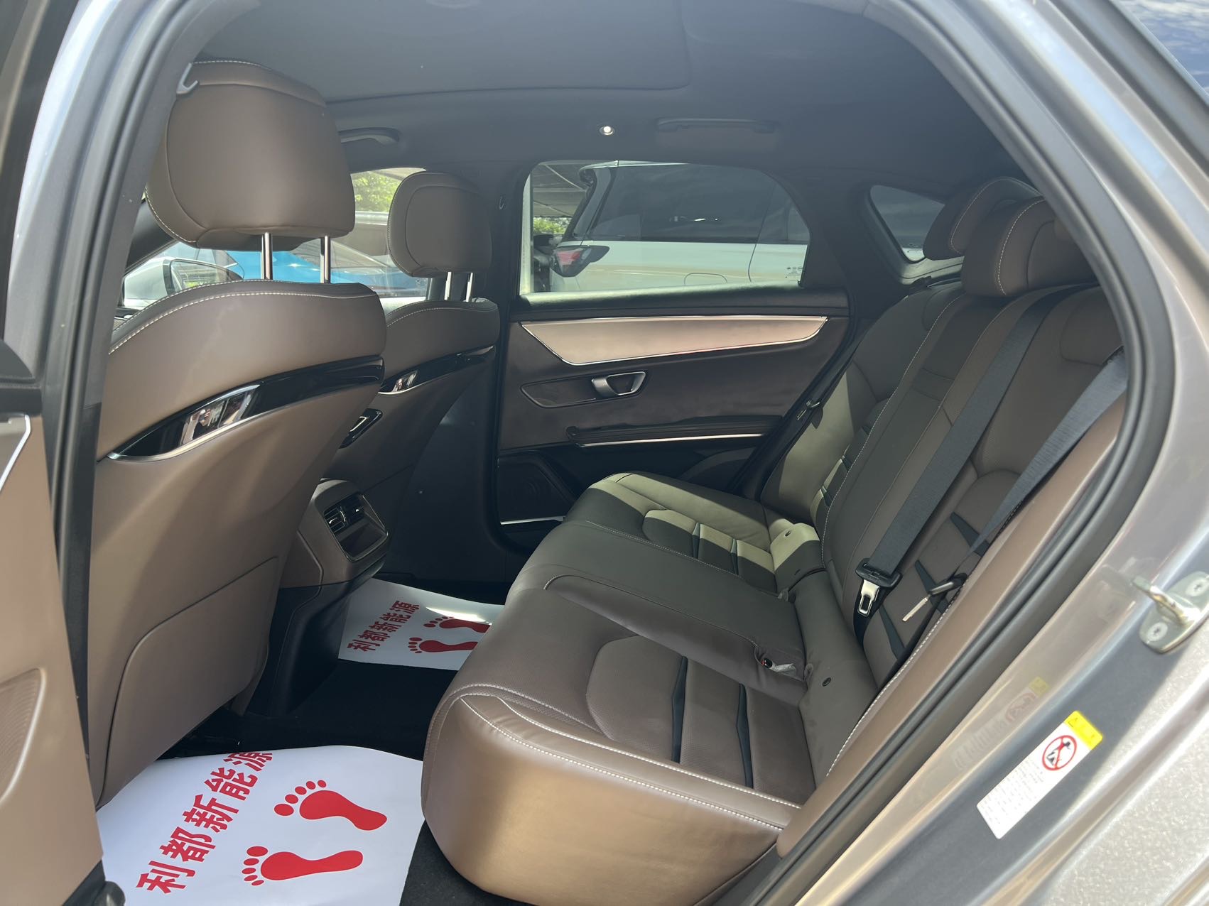 BYD Han 2023 immagine di auto #5
