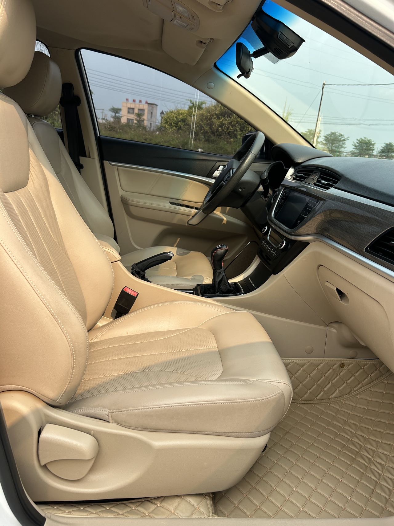 GEELY Emgrand 2017 صورة سيارة #8