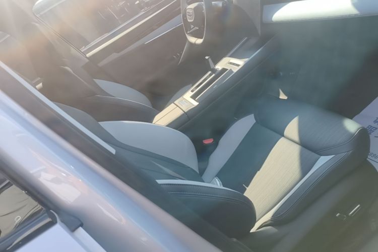 GEELY Boyue L 2024 car image #24