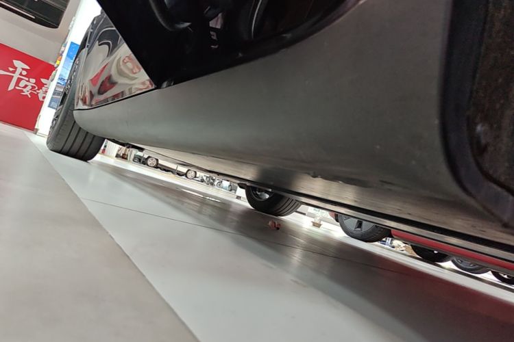 Tesla Model Y 2024 #27 Tesla Model Y 2024 car image #27