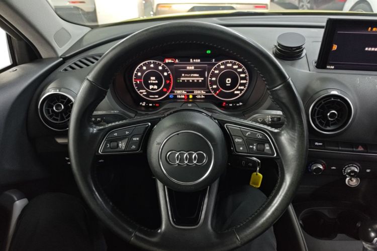 Audi A3 2018 #11 Audi A3 2018 car image #11