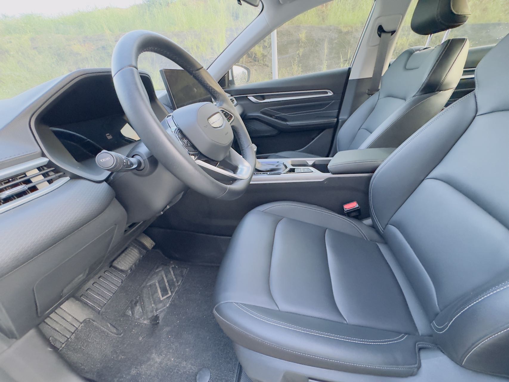 GEELY Emgrand 2025 صورة سيارة #6