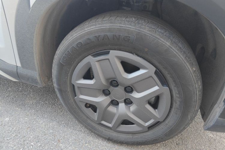 BYD YuanUP 2025 car image #6