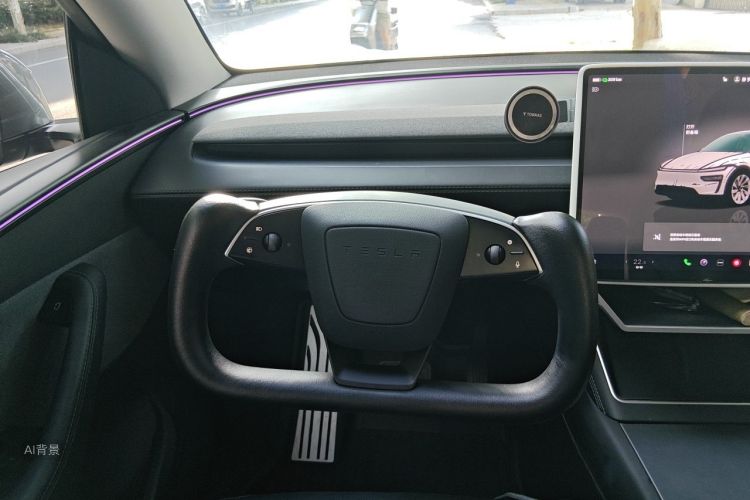 Tesla Model Y 2025 #12 Tesla Model Y 2025 car image #12
