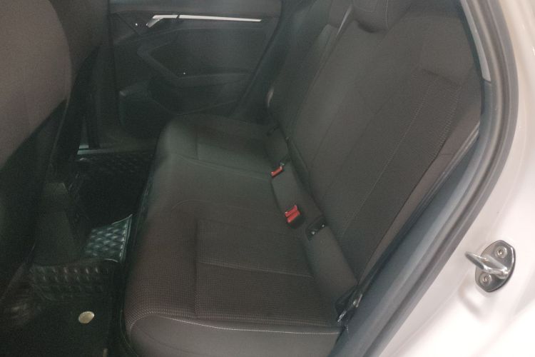Audi A3 2021 immagine di auto #13