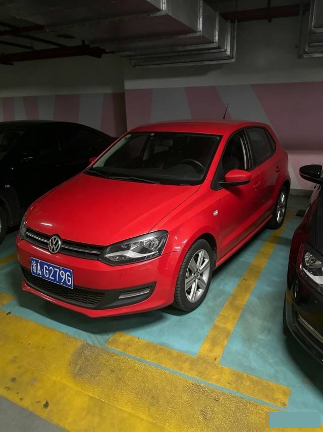 Volkswagen Polo 2014 car image 