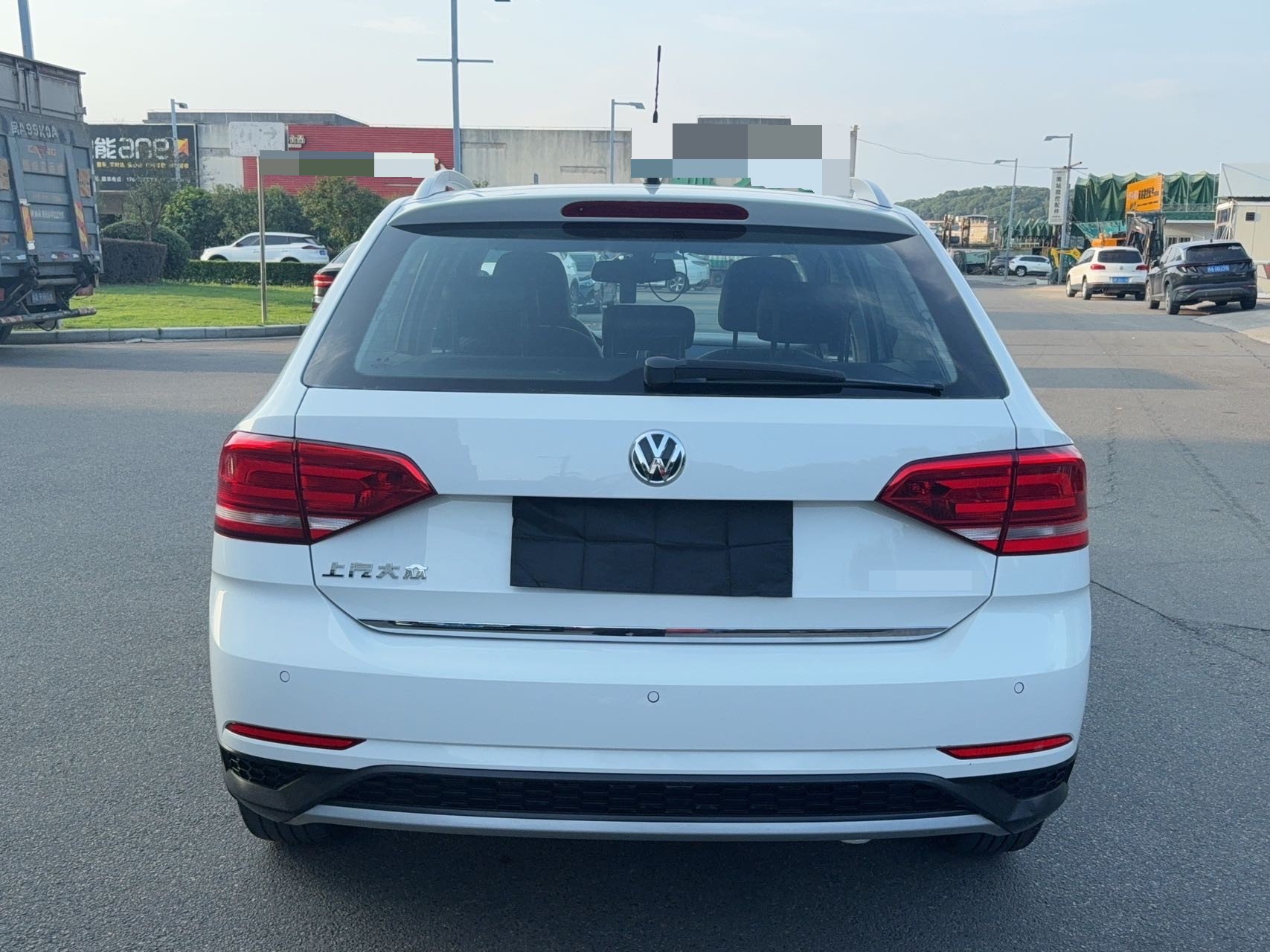 Volkswagen Santana 2018 car image #8