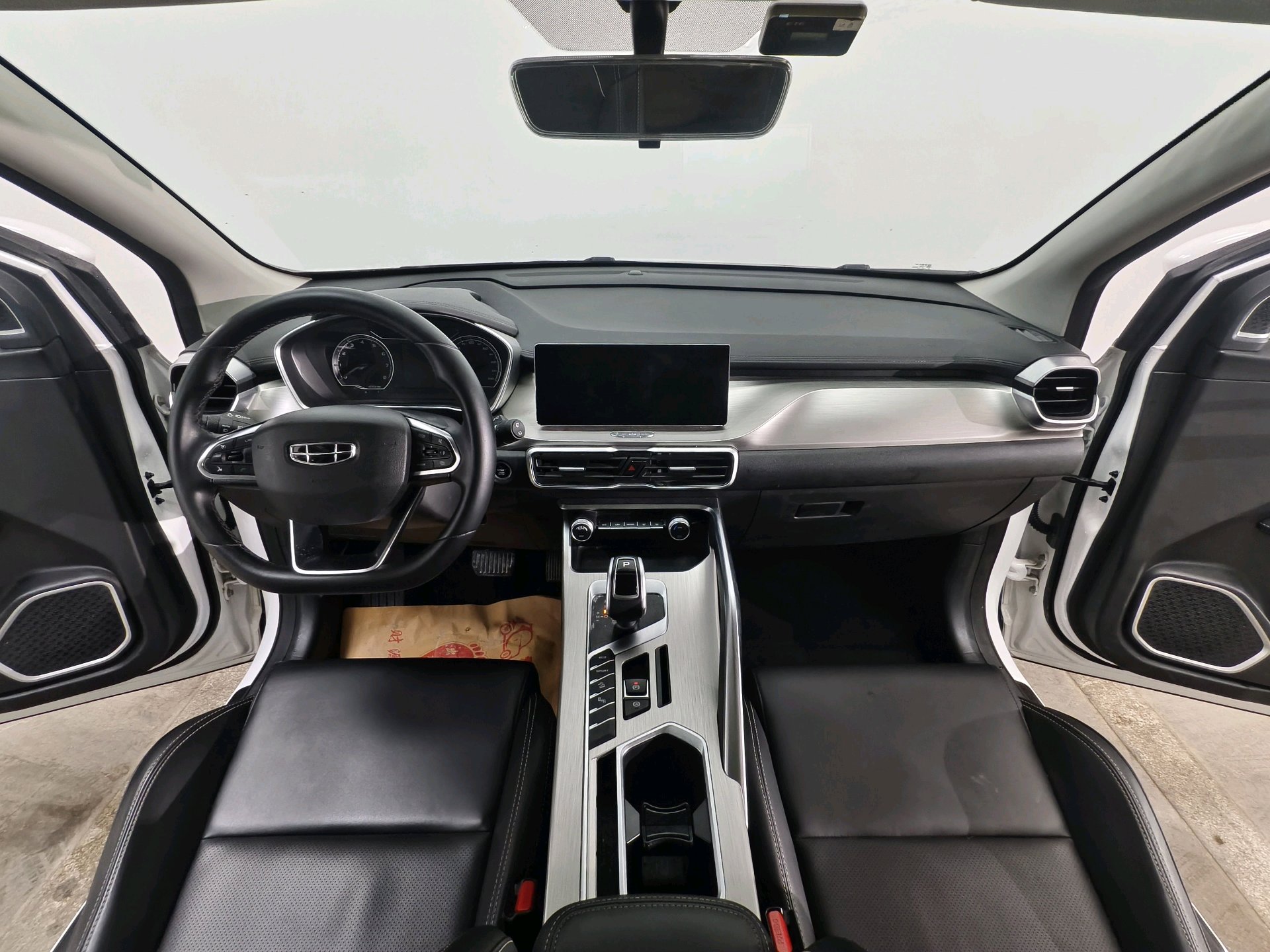 GEELY Coolray 2020 car image #7