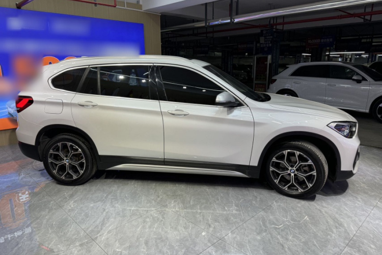 BMW X1 2022 image de voiture #5
