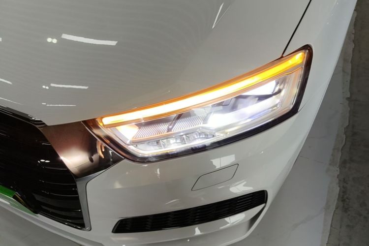 Audi Q3 2019 #23 Audi Q3 2019 car image #23